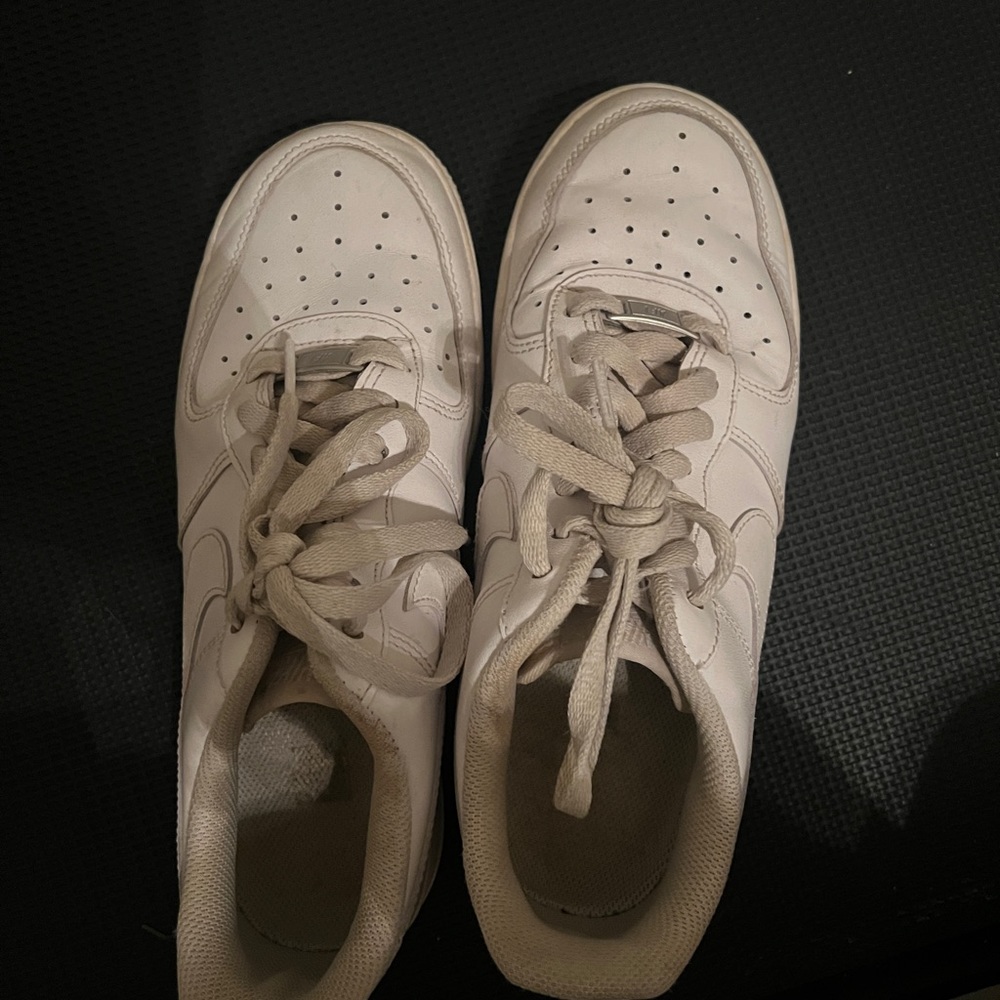 Nike Women's Athletic Shoes - White